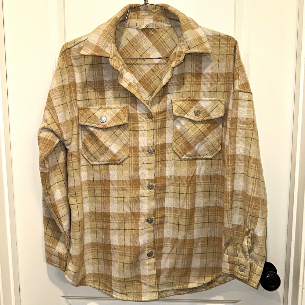 Altar'd State Shacket Womens M Tan Cream Plaid Oversized Flannel Snap Shirt